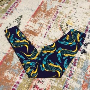 Alligator Lularoe tween leggings